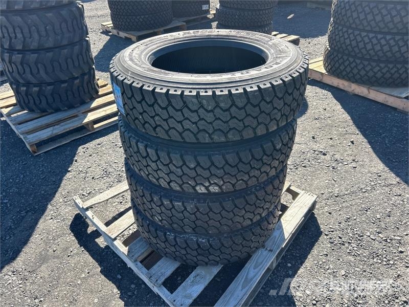  Quantity of (4) Roadlux 225/70R19.5 Tires (Unused) الإطارات والعجلات والحافات