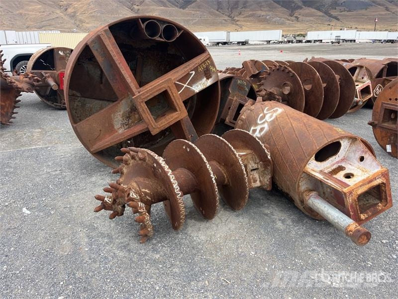Quantity of (4) Rock Auger Attachment Olaj és Gáz fúró eszközök