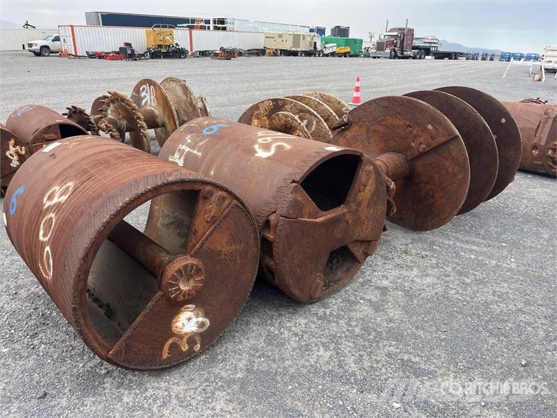 Quantity of (4) Rock Auger Attachment Olaj és Gáz fúró eszközök