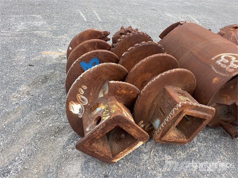 Quantity of (4) Rock Auger Attachment Olaj és Gáz fúró eszközök