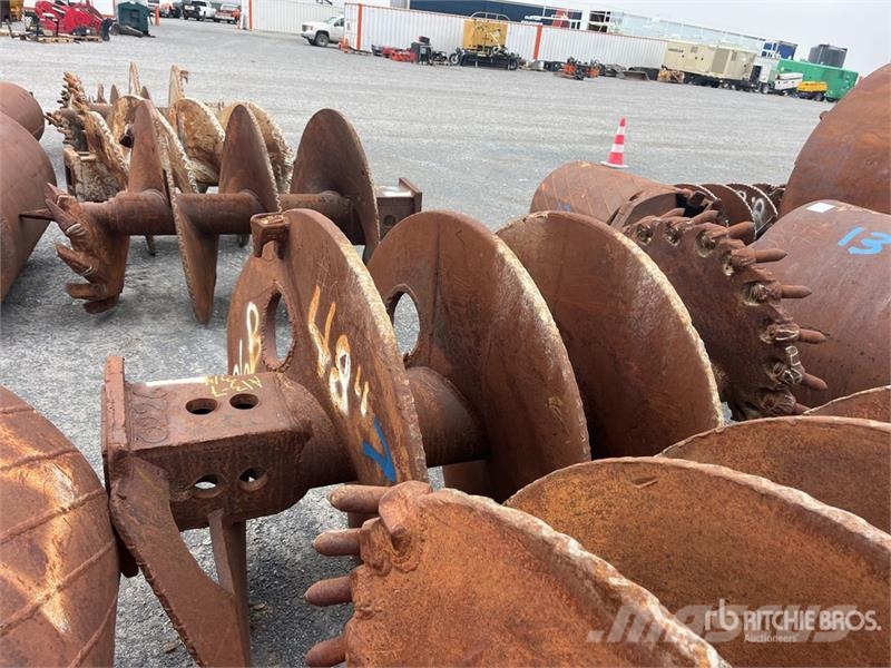 Quantity of (4) Rock Auger Attachment Olaj és Gáz fúró eszközök