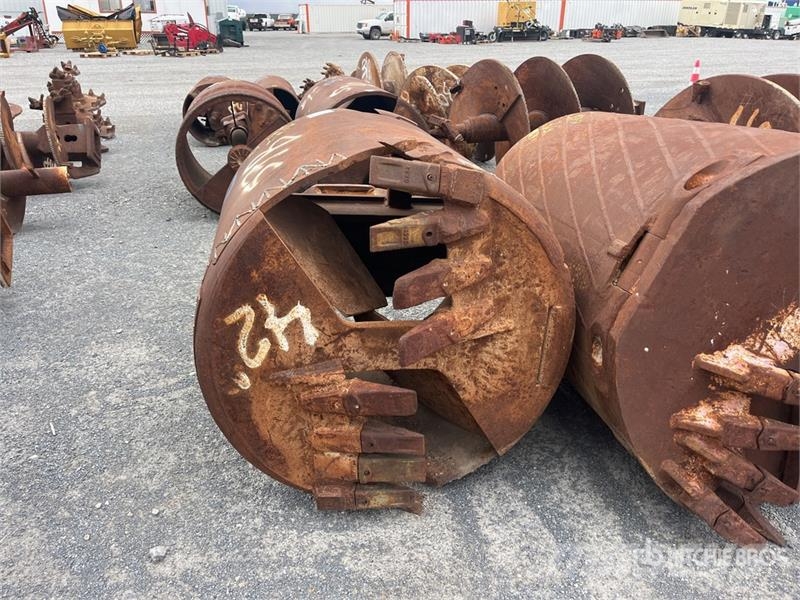 Quantity of (4) Rock Auger Attachment Olaj és Gáz fúró eszközök
