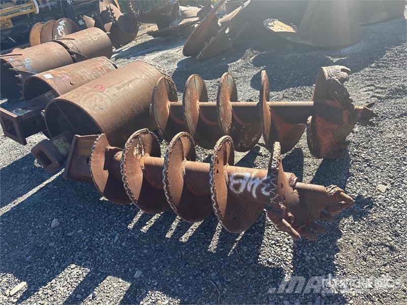 Quantity of (4) Rock Auger Attachment Sprzęt wiertniczy do gazu i ropy