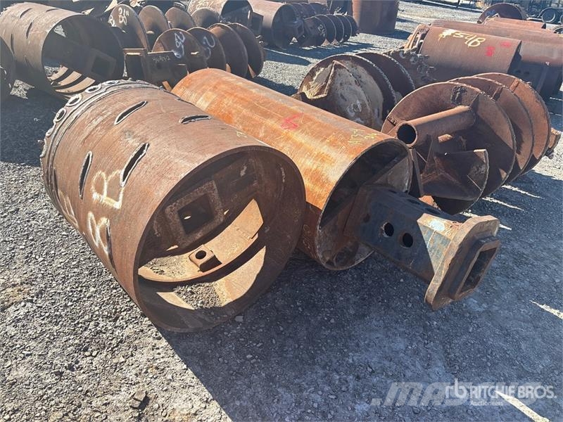 Quantity of (4) Rock Auger Attachment Oprema za vrtanje nafte in plina