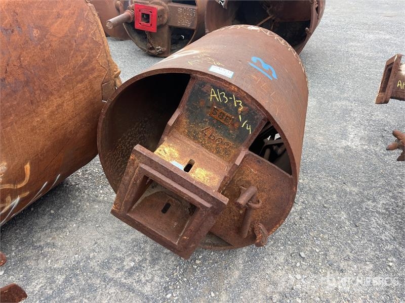 Quantity of (4) Rock Auger Attachment Olaj és Gáz fúró eszközök