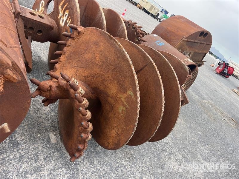 Quantity of (4) Rock Auger Attachment Olaj és Gáz fúró eszközök