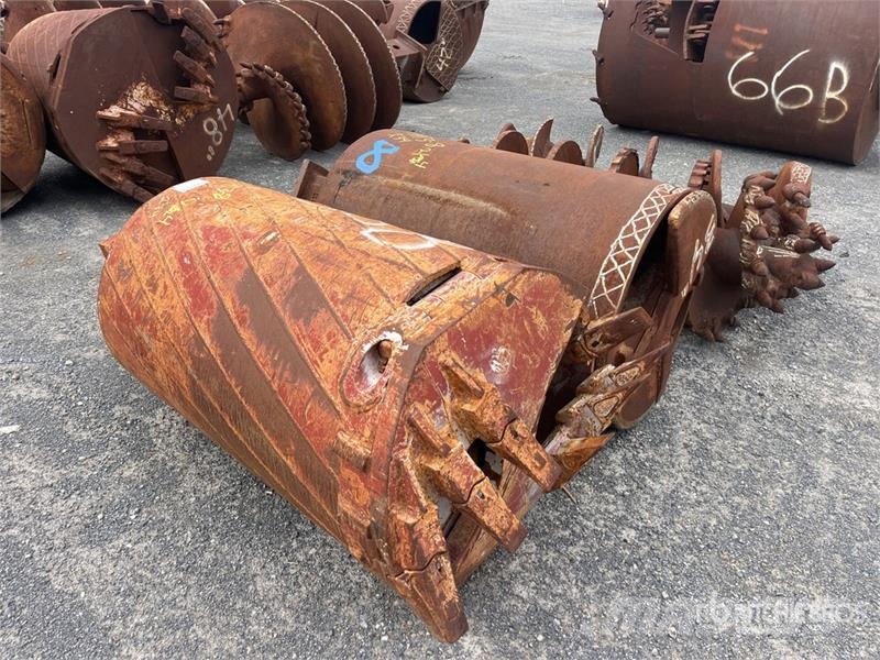 Quantity of (4) Rock Auger Attachment Olaj és Gáz fúró eszközök