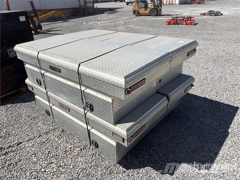 Quantity of (4) Tool Box 建筑机械-其他