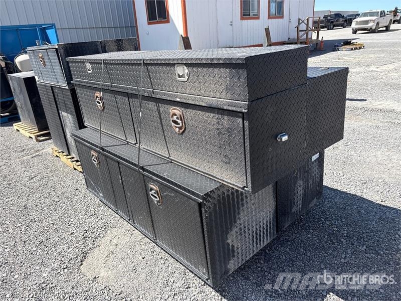  Quantity of (4) Tool Box Muu