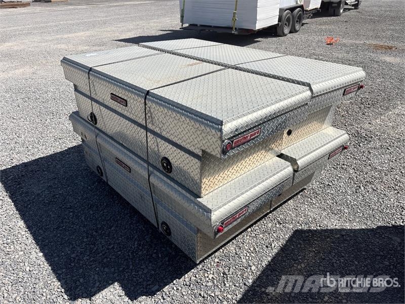 Quantity of (4) Tool Box 建筑机械-其他