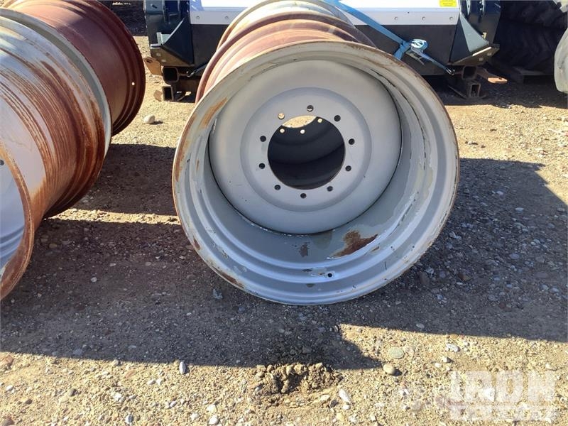 Quantity of (4) Wheels 타이어, 휠 및 림