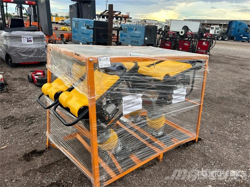 Quantity of (4) ZVOX HCR-110 Jumping Jack Tamper Трамбувальники