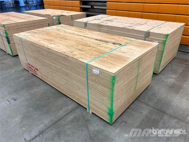 Quantity of (40) 4 ft x 8 ft (18.5 mm Thick) 3/4" Andre komponenter