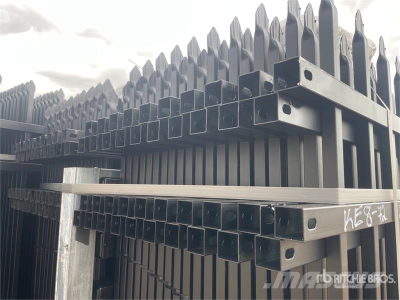 Quantity of (40) SUNTOP D0608-40 6 ft x 8 ft Powd Equipement de clôture