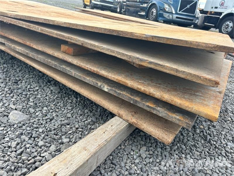 Quantity of (5) 4 ft x 8 ft 2x 1 Inch thick, 3x .7 Outros componentes