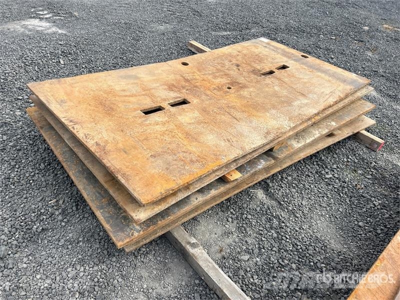 Quantity of (5) 4 ft x 8 ft 2x 1 Inch thick, 3x .7 Outros componentes