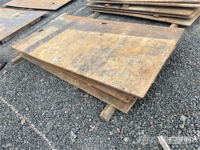 Quantity of (5) 4 ft x 8 ft 1x .75 Inch thick, 4x Outros componentes