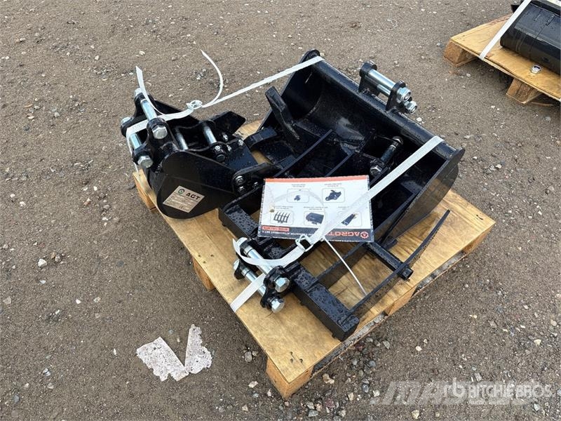 Quantity of (5) AGT 12EX-SET5 Mini Excavator Atta 其他组件
