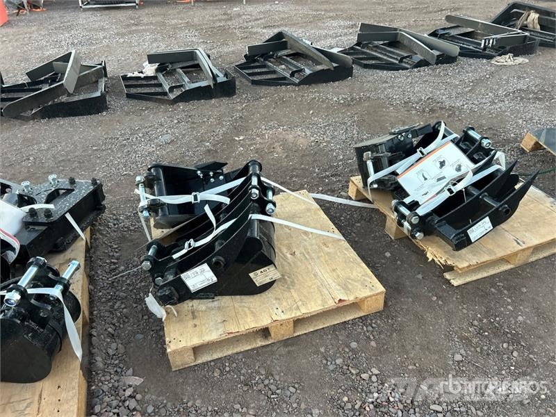 Quantity of (5) AGT 12EX-SET5 Mini Excavator Atta 기타 부품