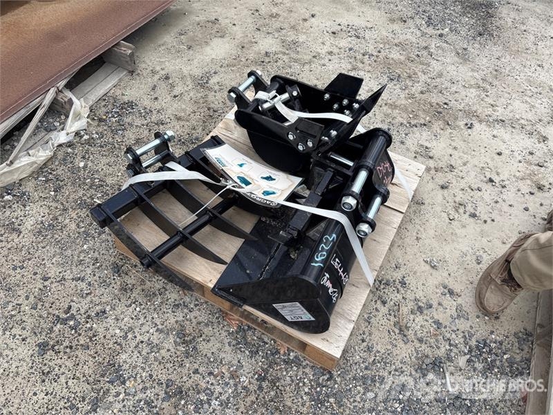 Quantity of (5) AGT 12EX-SET5 Mini Excavator Atta Outros componentes