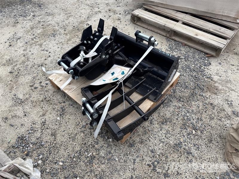 Quantity of (5) AGT 12EX-SET5 Mini Excavator Atta Outros componentes