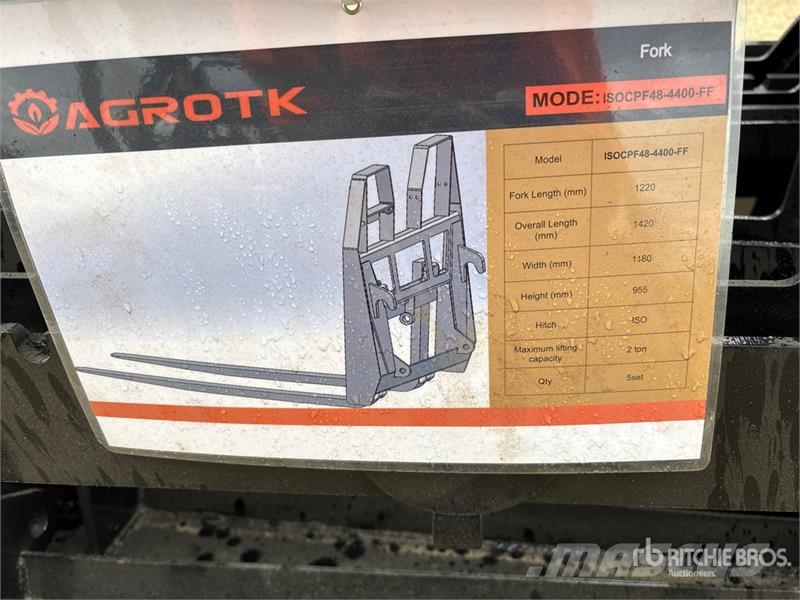  Quantity of (5)  AGT ISOCPF48-4400-FF 48 in 4400 l Вили