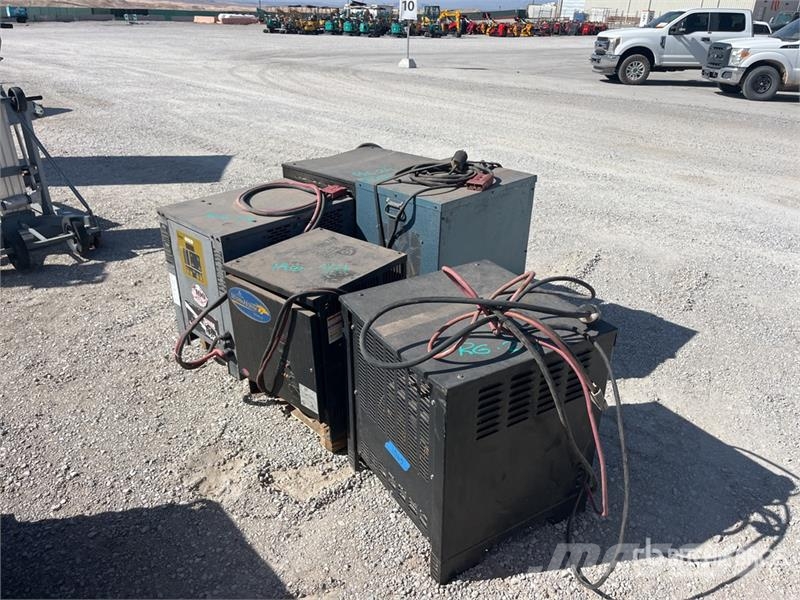 Quantity of (5) Battery Charger Nabíječky