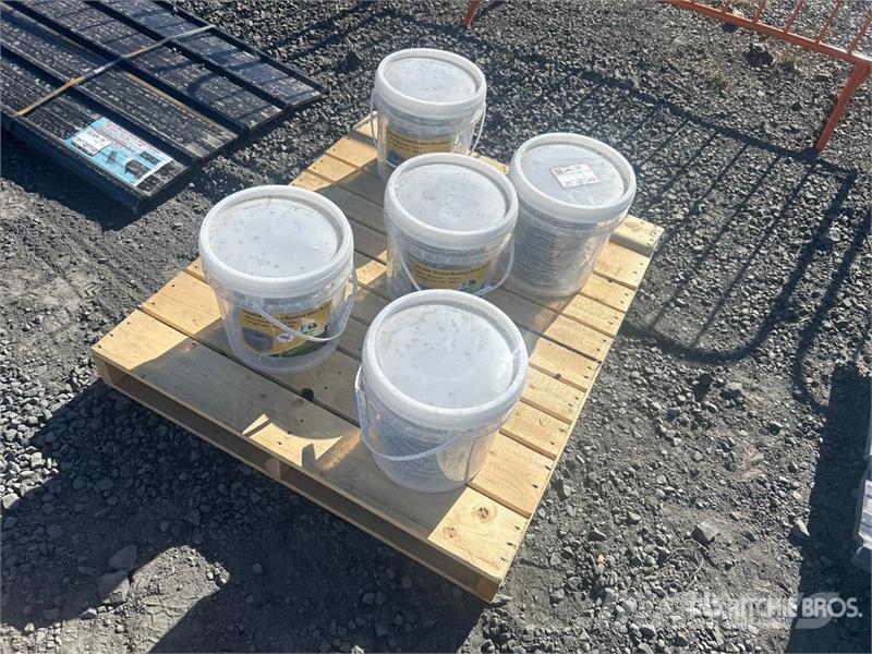  Quantity of (5) Buckets of 492 ft Double Strand Ba 建設機械 -　その他