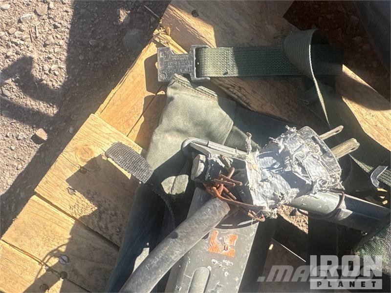 Quantity of (5) Electric Concrete Vibrator دكاكات أفقية