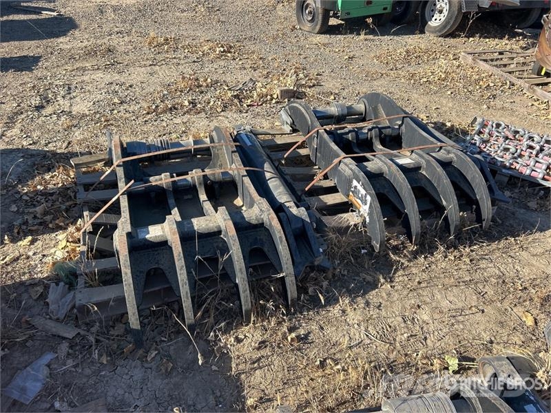  Quantity of (5) Excavator Thumb Skovle