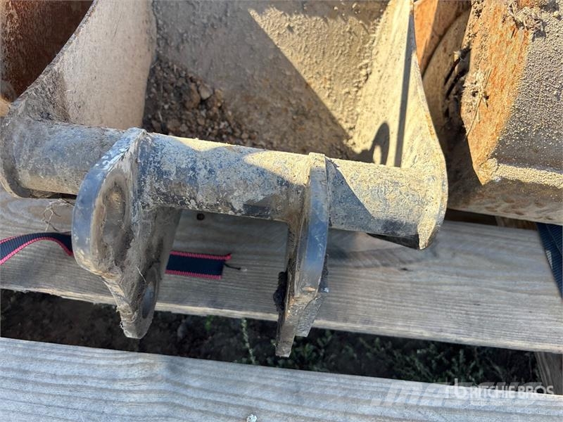 Quantity of (5) Excavator Bucket Kašike / Korpe