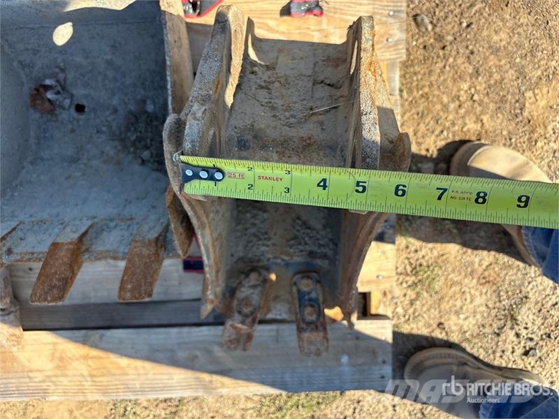 Quantity of (5) Excavator Bucket Kašike / Korpe