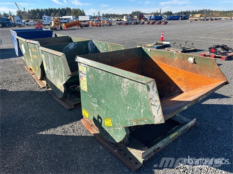Quantity of 5 ft 4 in 2 cyd Self-Dumping Hopper Silosi i levci
