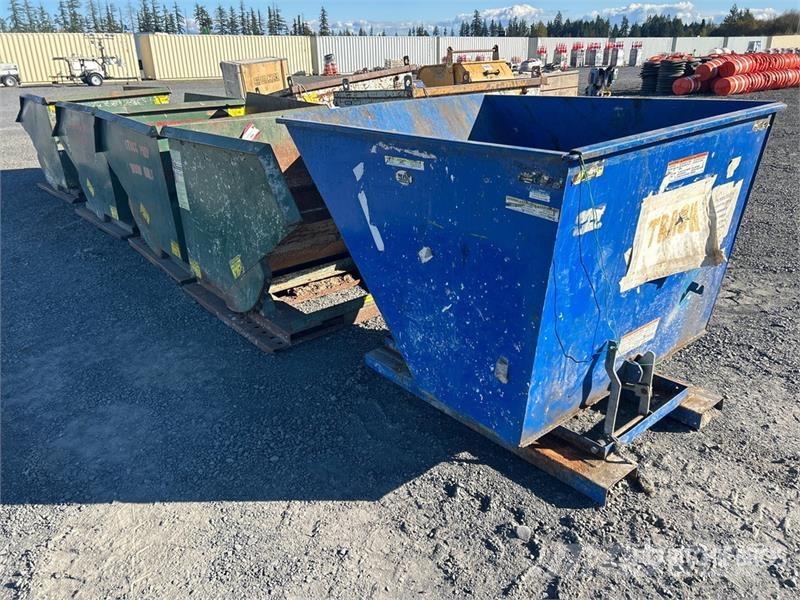 Quantity of 5 ft 4 in 2 cyd Self-Dumping Hopper Silosi i levci