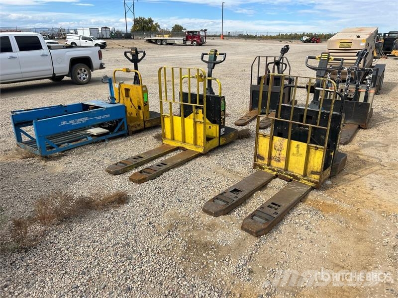 Quantity of (5) Pallet Jack Ročni paletnik