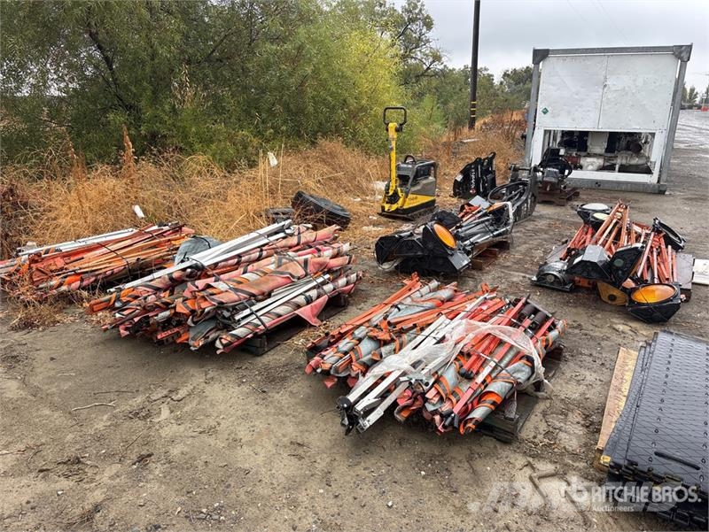 Quantity of (5) Pallets of Pallets of Traffic Cont Muut