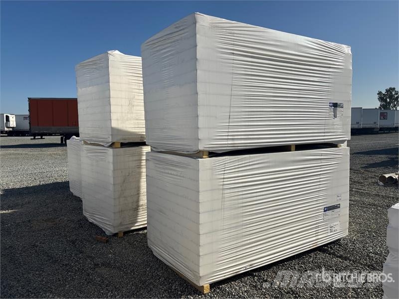  Quantity of (5) Polyiso Insulation Cabrestantes, montacargas y elevadores de materiales