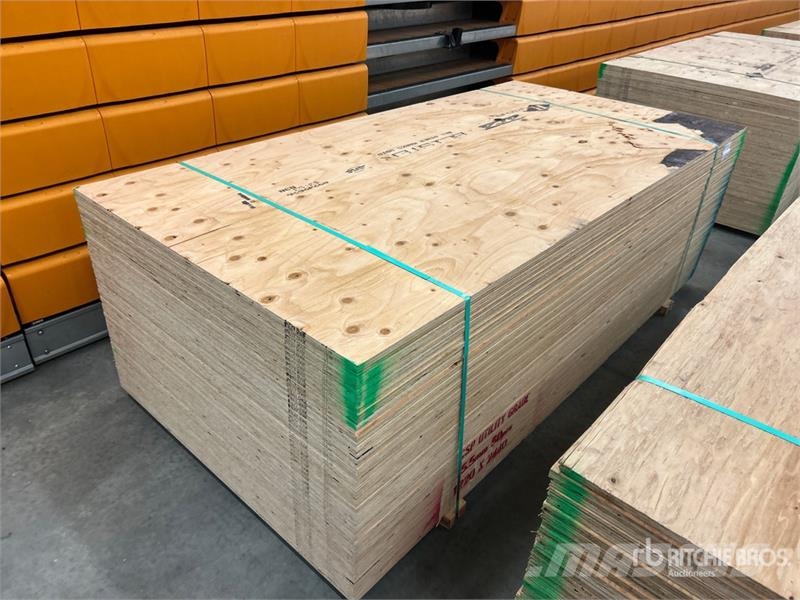 Quantity of (50) 4 ft x 8 ft (15.5 mm Thick) 5/8" Andre komponenter