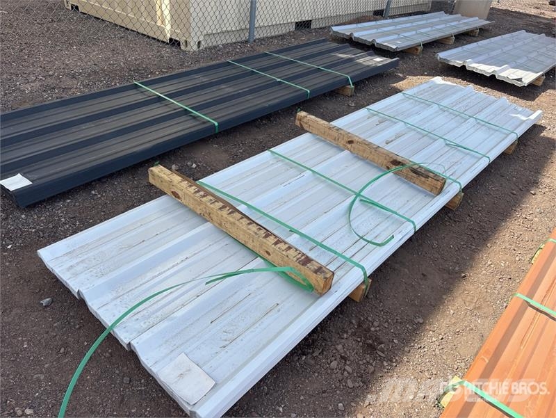  Quantity of (50) Kit Containers Steel Panels 12 Seilwinden, Bauaufzüge und Lastenaufzüge