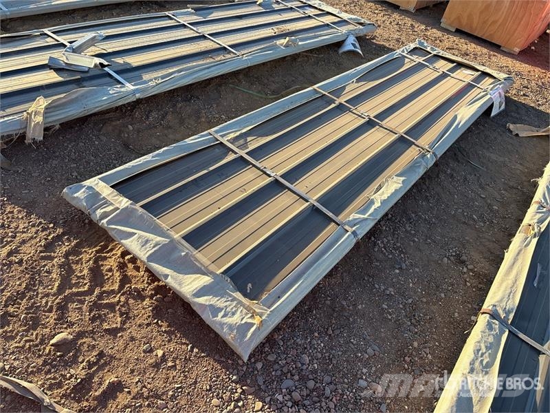 Quantity of (50) SKLP SK-XH50 3 ft x 10 ft Galval Dispozitive de ridicare / lifturi pentru diferite materiale