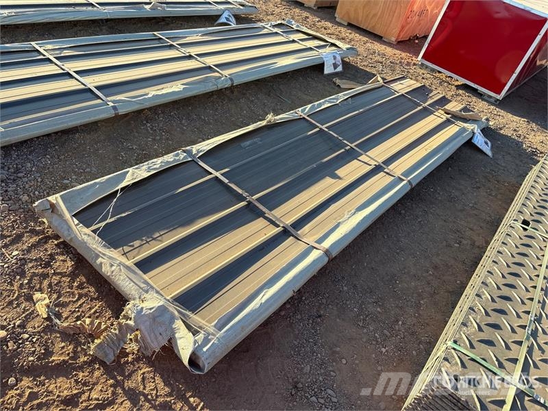 Quantity of (50) SKLP SK-XH50 3 ft x 10 ft Galval Dispozitive de ridicare / lifturi pentru diferite materiale