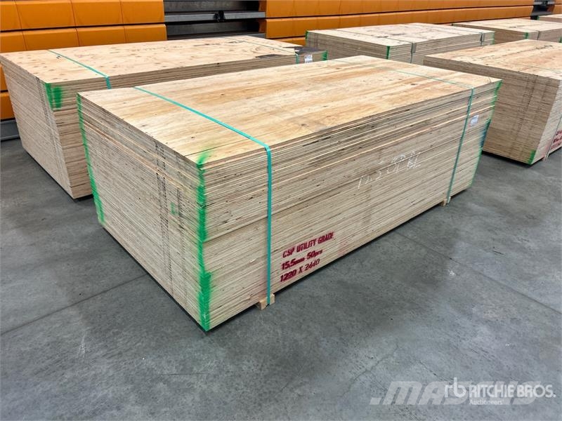  Quantity of (50) x 5/8 in 4x8 CSP/DFP No Stamp Ply Andre komponenter