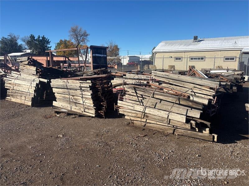 Quantity of (500) Dayton Superior C49 Bridge Overh 其他