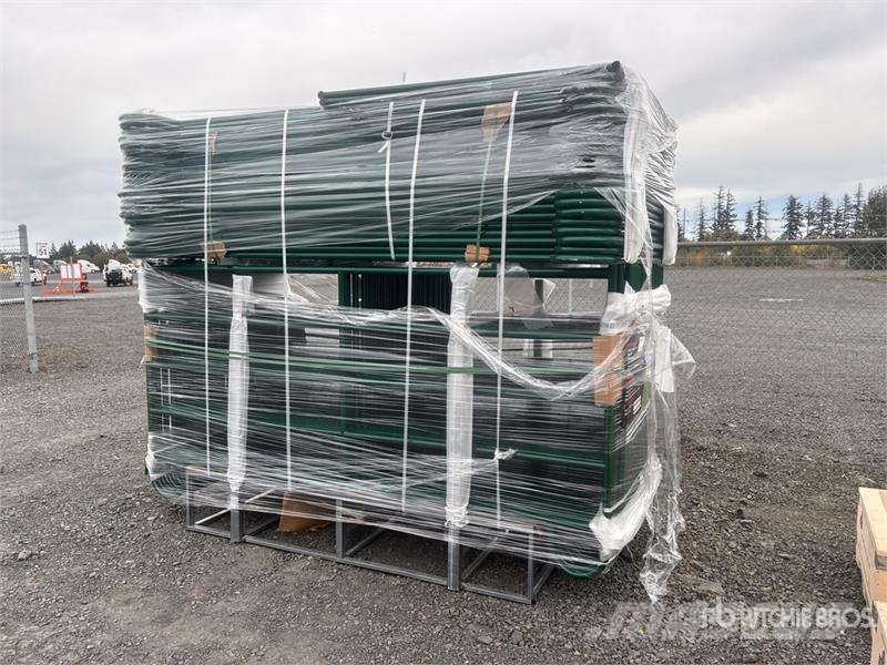 Quantity of (56) SELA CP56 10 ft x 5 ft Powder Co Další stroje a zařízení pro chov zemědělských zvířat