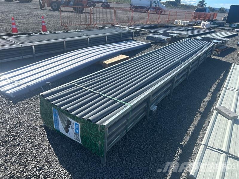  Quantity of (58) 2 1/2 in x 19 ft 8 in Grey UPVC R Montacargas y elevadores de material