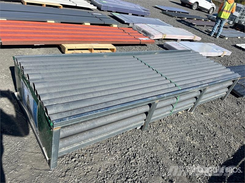  Quantity of (58) 2.5 in x 9 ft 10 inch Grey UPVC R Talhas, guinchos e elevadores de materiais