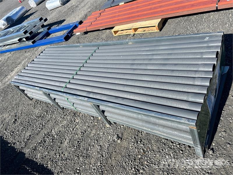  Quantity of (58) 2.5 in x 9 ft 10 inch Grey UPVC R Talhas, guinchos e elevadores de materiais