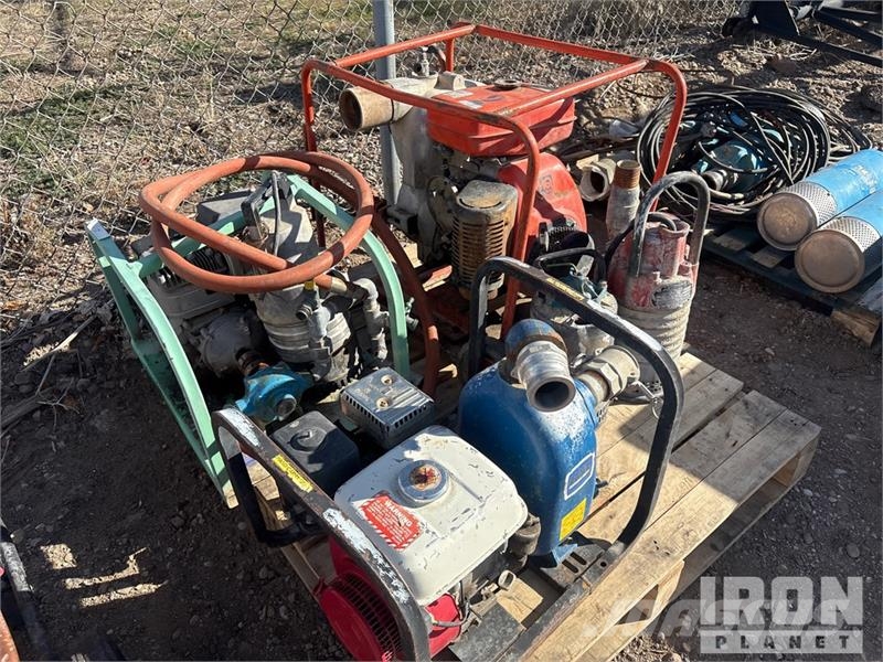 Quantity of (6) 3 submersible pumps, 3 mud pumps 폐기물 펌프