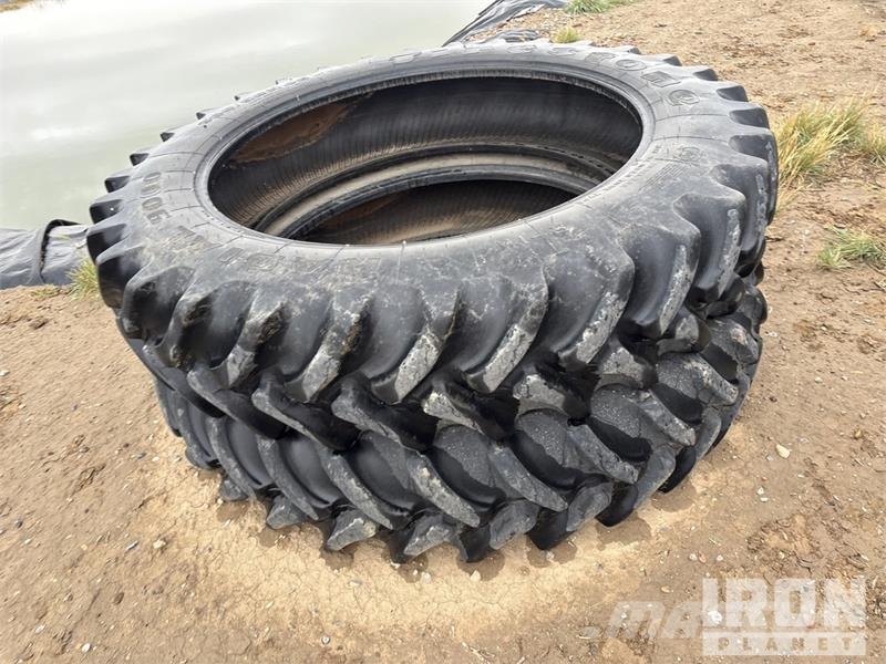 Quantity of (6) 380/90R46 Tires (Unused) Gume, točkovi i felne