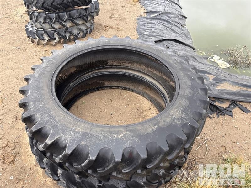 Quantity of (6) 380/90R46 Tires (Unused) Gume, točkovi i felne